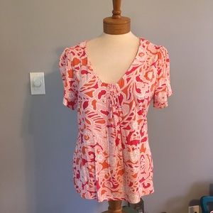 Beautiful floral tee in pink and orange